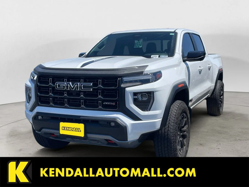 2024 GMC Canyon 4WD AT4 Crew Cab Short Box's photo