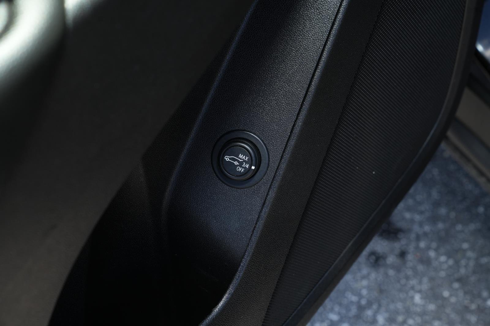Used 2021 MOSAIC BLACK METALLIC Chevrolet LT image 17
