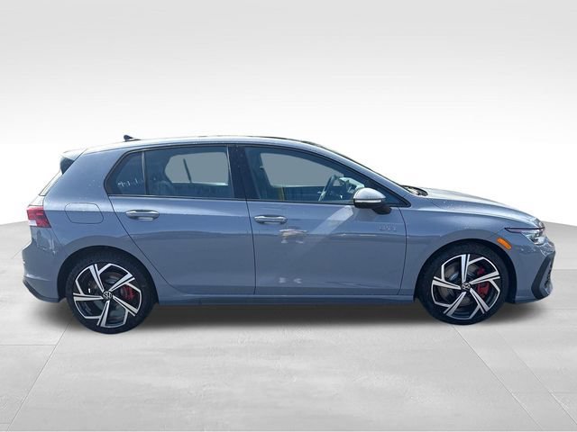 New 2026 Moonstone Gray Volkswagen SE image 8