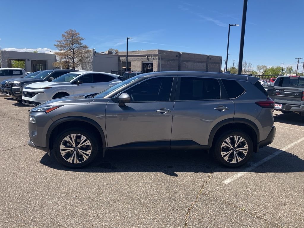Used 2023 Gray Nissan SV image 4