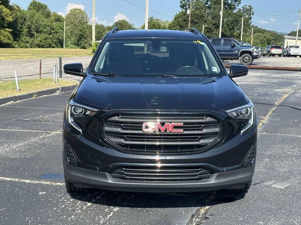 Used 2019 EBONY TWILIGHT METALLIC GMC SLE image 5