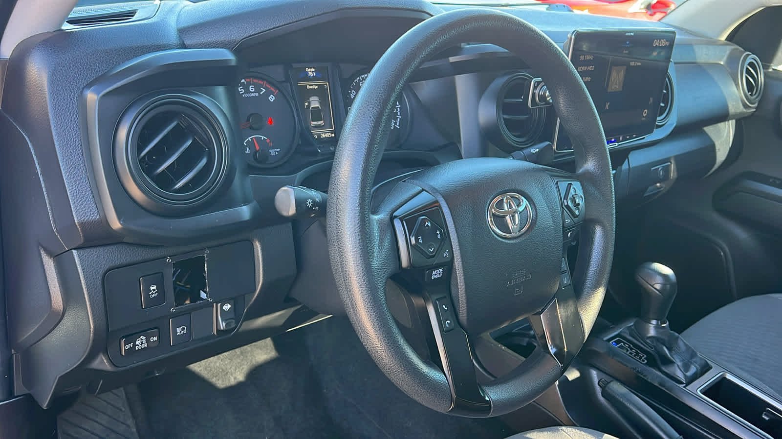 Used 2022 White Toyota SR image 10
