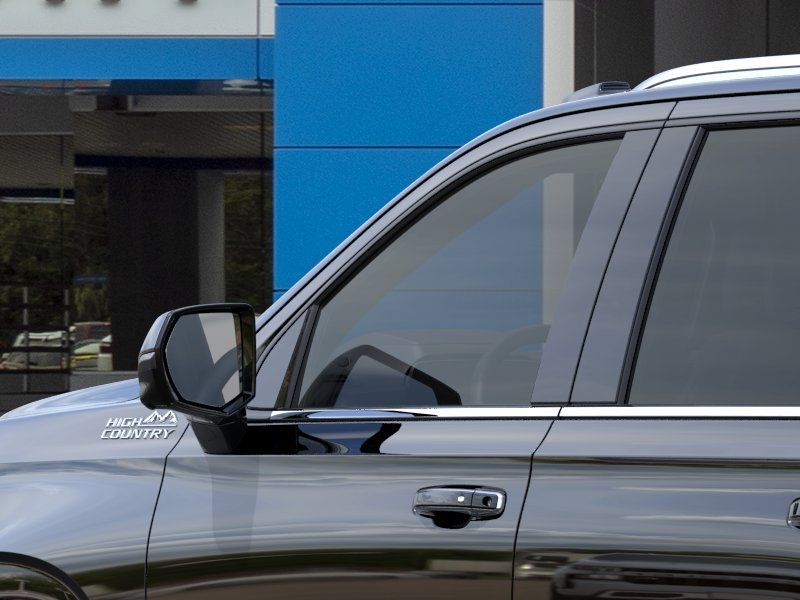 2026 Chevrolet Suburban High Country - Photo 12