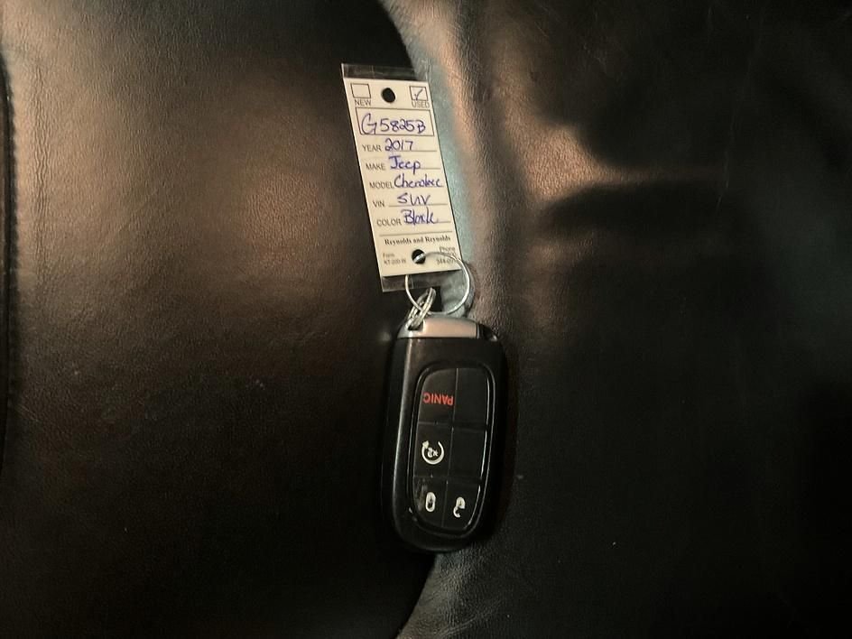 Used 2017 Black Jeep Limited image 24