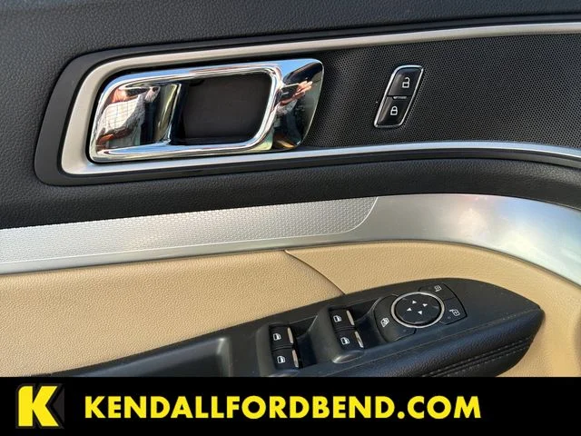 Used 2017 Canyon Ridge Metallic Ford XLT image 10
