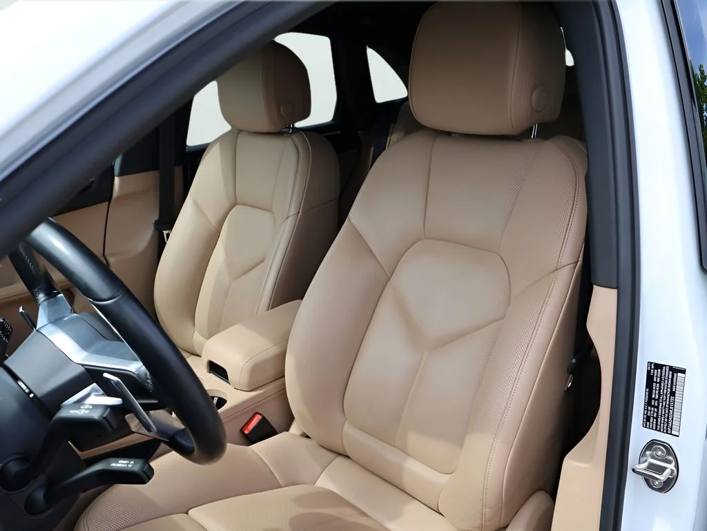 Used 2021 White Porsche  image 5