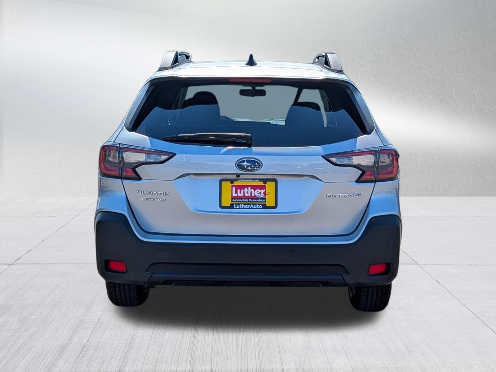 Used 2025 Ice Silver Metallic Subaru Premium image 6
