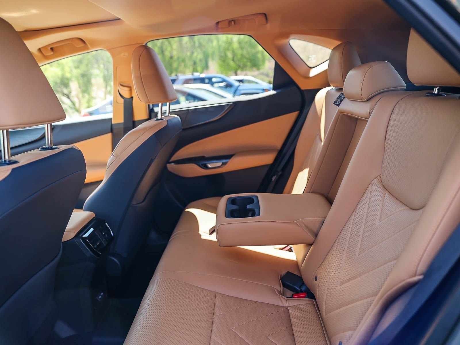 Used 2024 Green Pearl Lexus 450h+ Luxury image 16