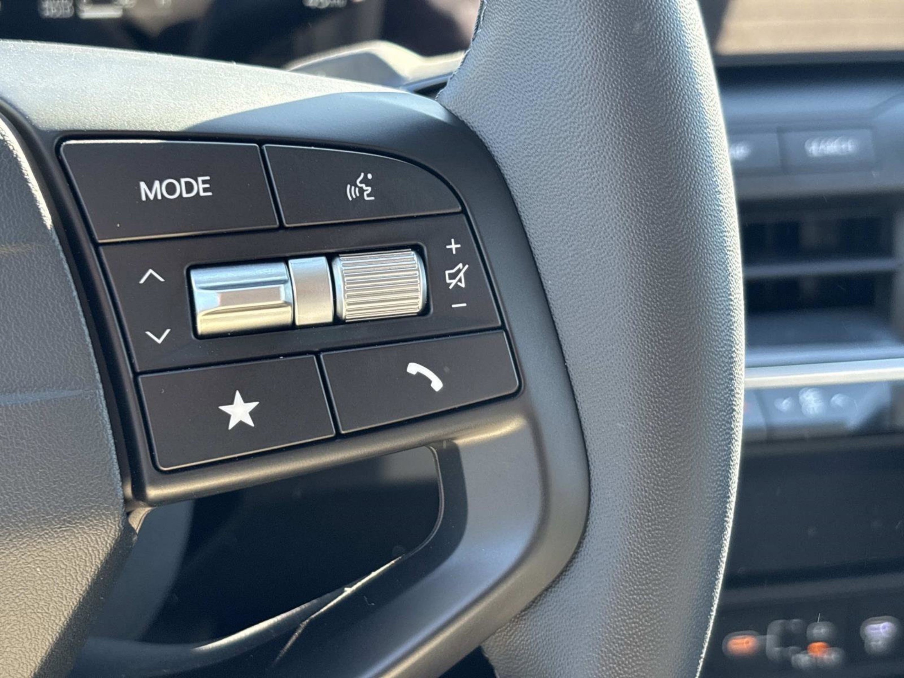 2025 Kia K4 EX - Photo 22