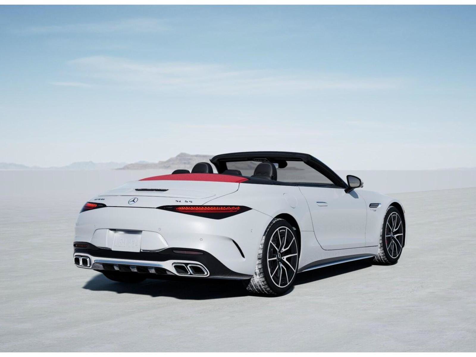 Used 2022 MANUFAKTUR Moonlight White Metallic Mercedes-Benz AMG® SL 55 Roadster image 41