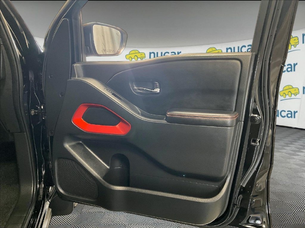 Used 2025 Black Nissan PRO-4X image 12