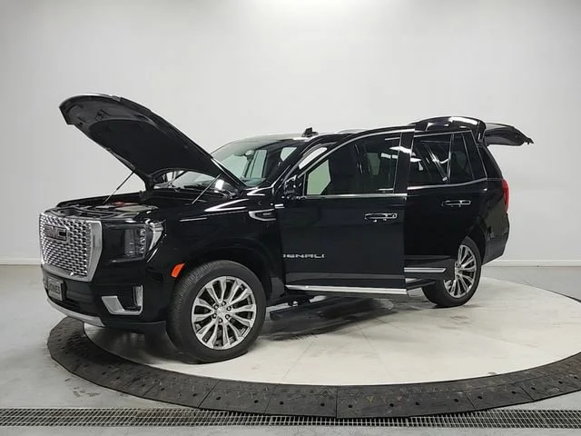 Used 2021 Onyx Black GMC Denali image 11