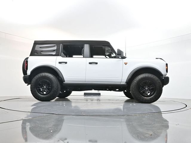New 2026 Oxford White Ford Badlands® image 53