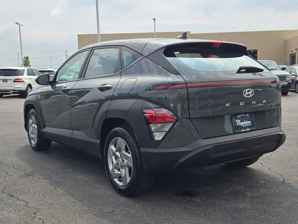 Used 2025 Gray Hyundai SE image 12