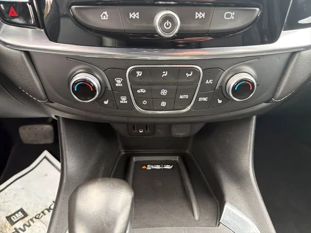 Used 2022 Mosaic Black Metallic Chevrolet LT Leather image 29