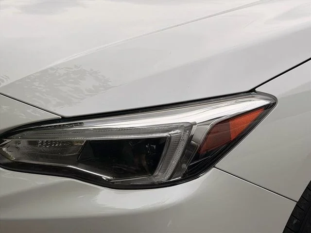 Used 2022 White Subaru Limited image 2
