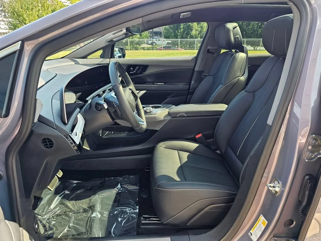 Certified Used 2026 Celestial Metallic Cadillac Premium Luxury image 21