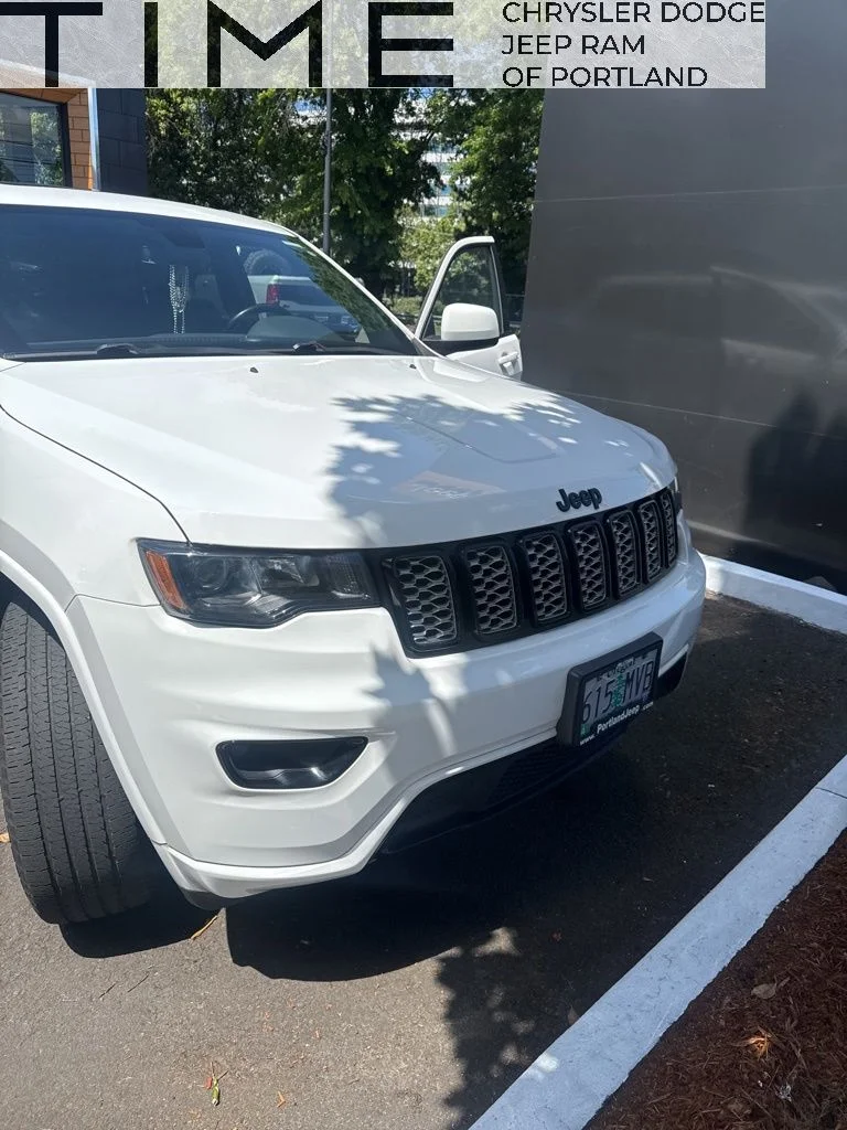 Used 2020 White Jeep Altitude image 1