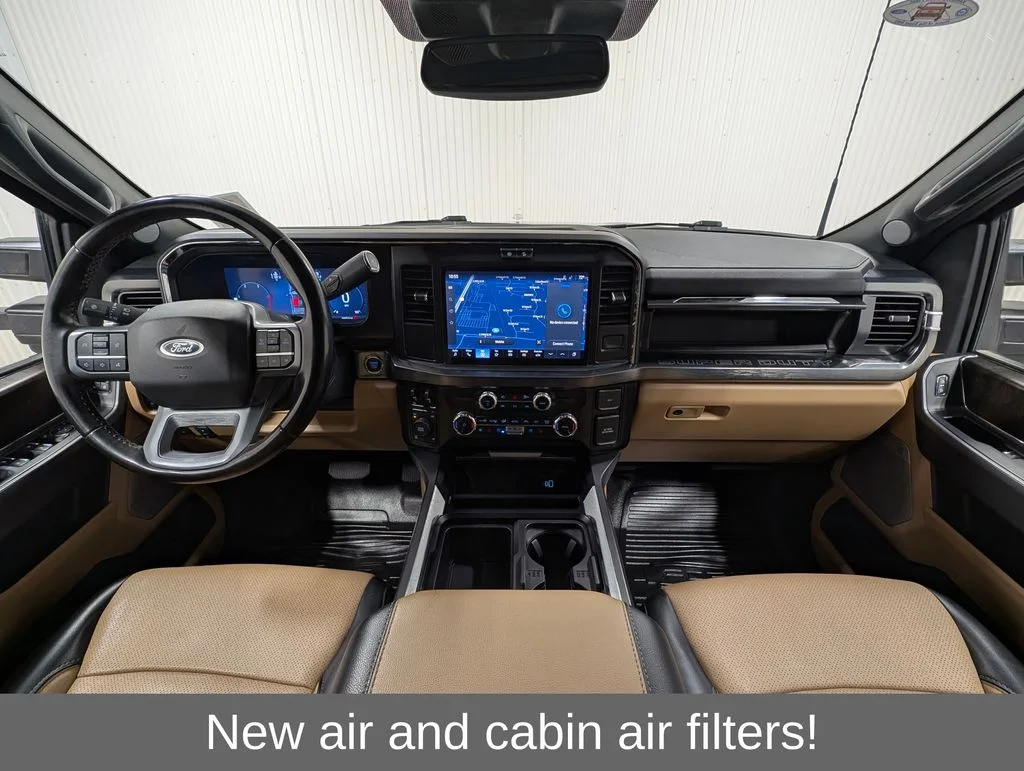 Certified Used 2025 Agate Black Metallic Ford Lariat image 3