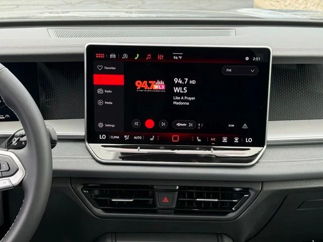 New 2026 Silver Volkswagen 2.0T SE image 11