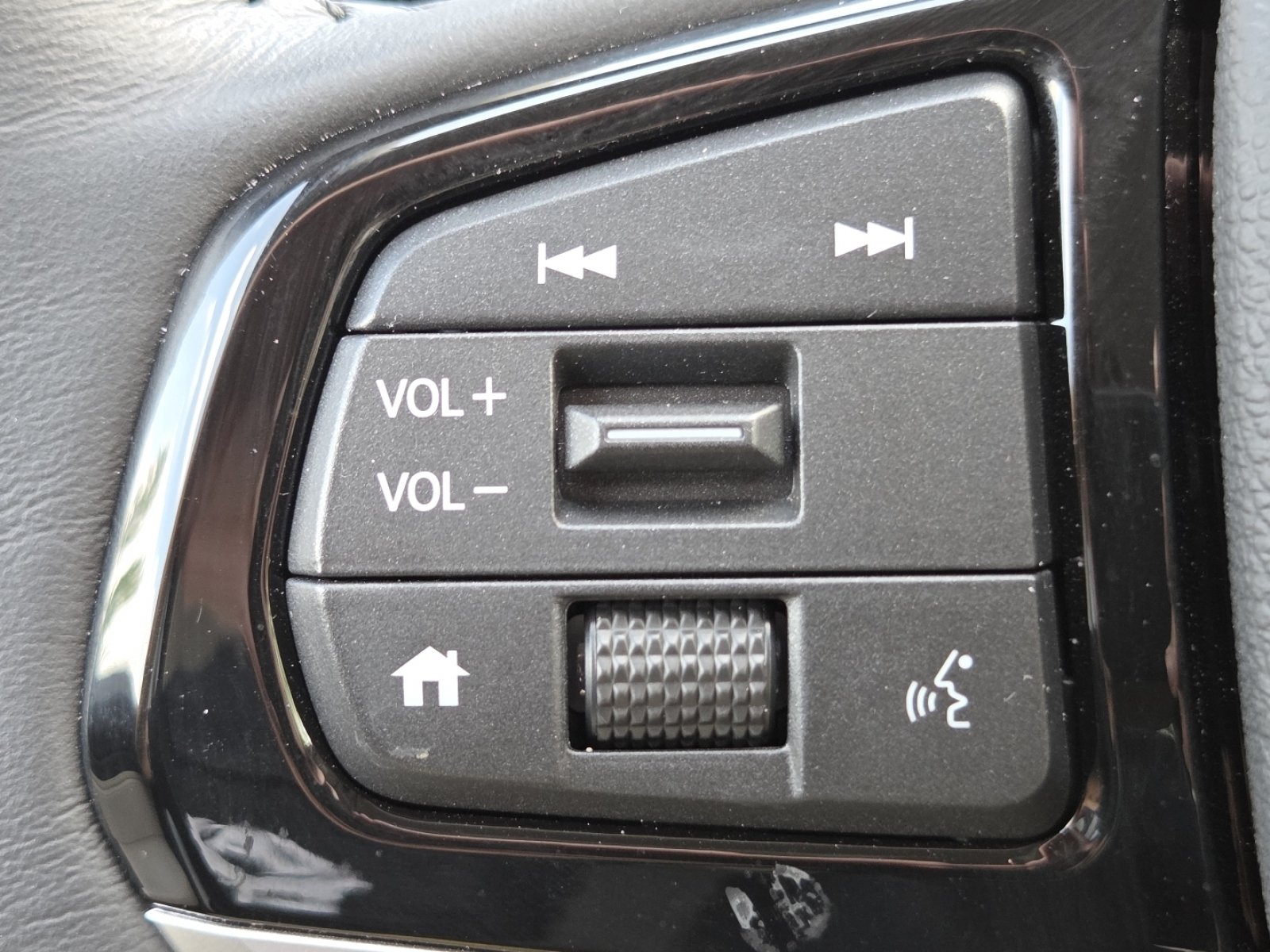 2026 Honda Odyssey EX-L - Photo 14