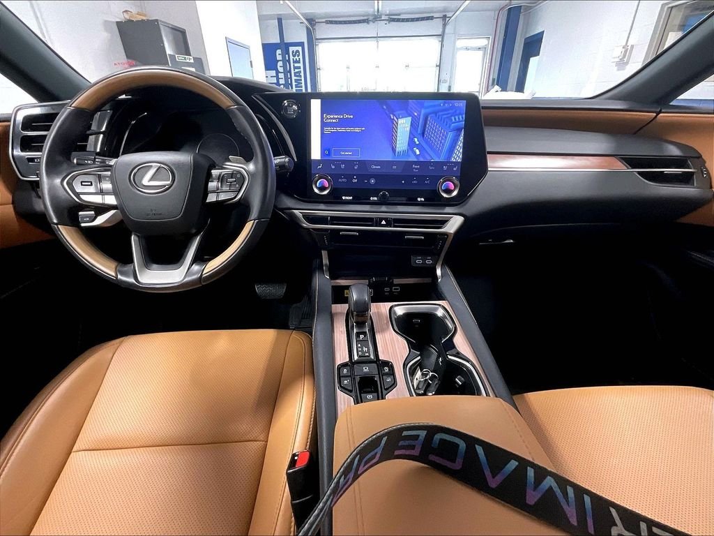 Used 2024 Green Lexus 350 Premium image 21