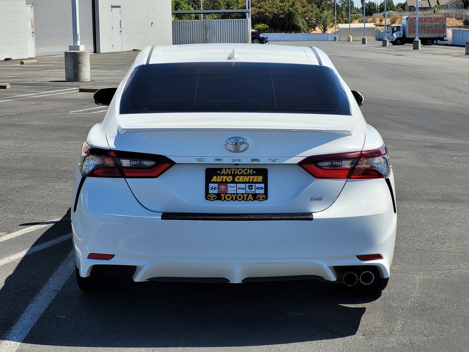 Used 2022  Toyota  image 5