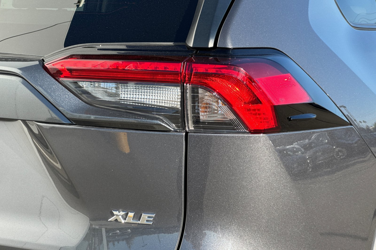 Used 2025 Gray Toyota XLE Premium image 33