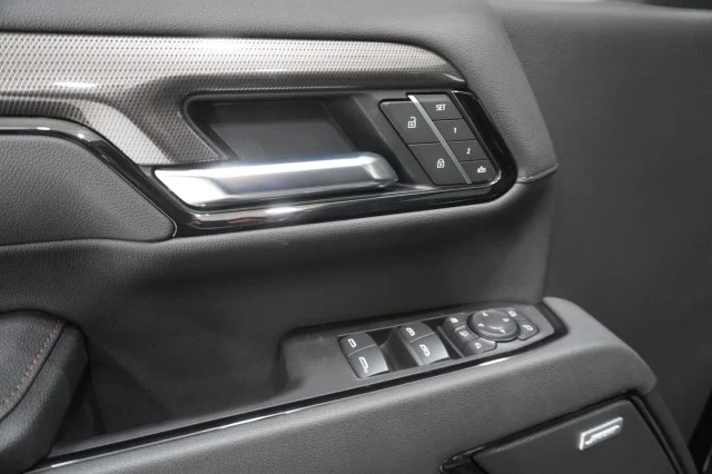 New 2026 Onyx Black GMC AT4 image 19