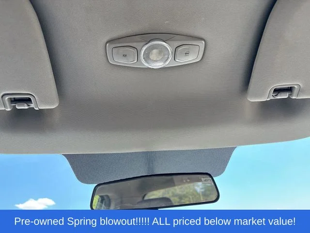Used 2018 White Ford XL image 27