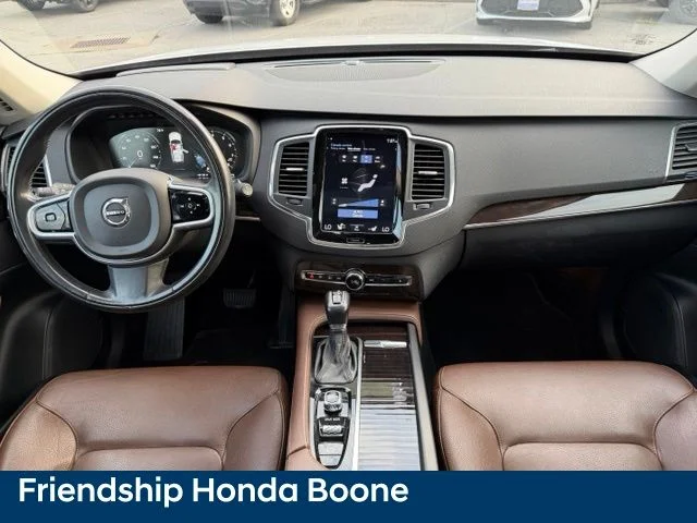 Used 2019 White Volvo T6 Momentum image 48
