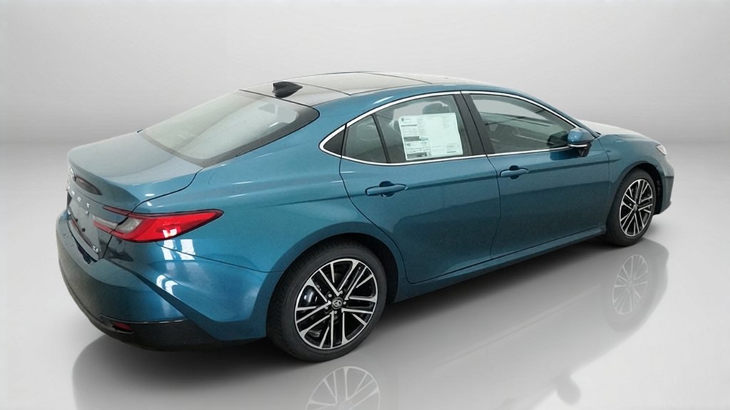 New 2026 Ocean Gem Toyota XLE image 39
