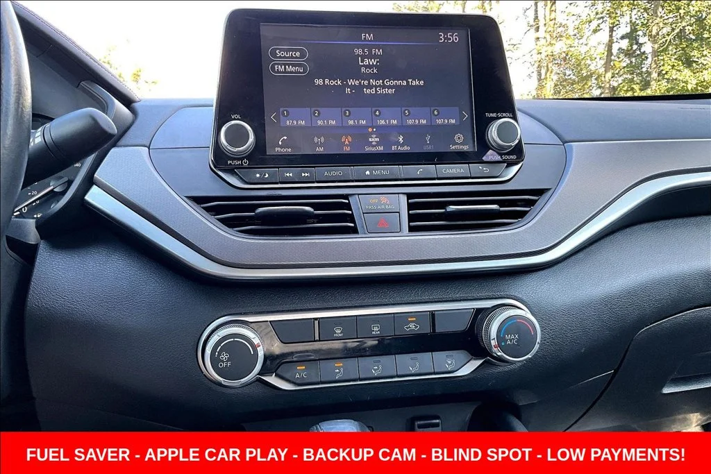 Used 2024 White Nissan 2.5 SR image 18