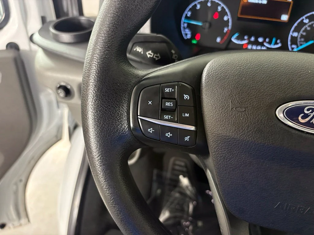 Used 2023 White Ford XLT image 19