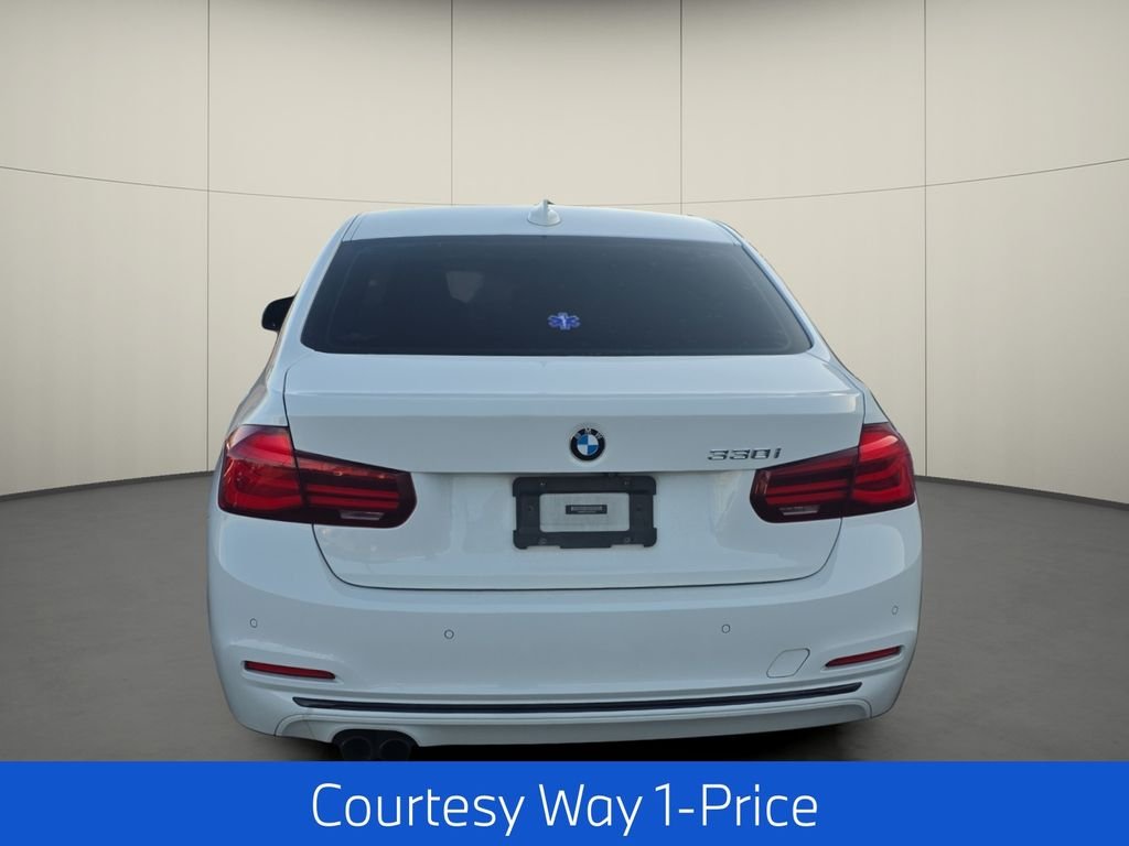 Used 2018 White BMW 330i image 9