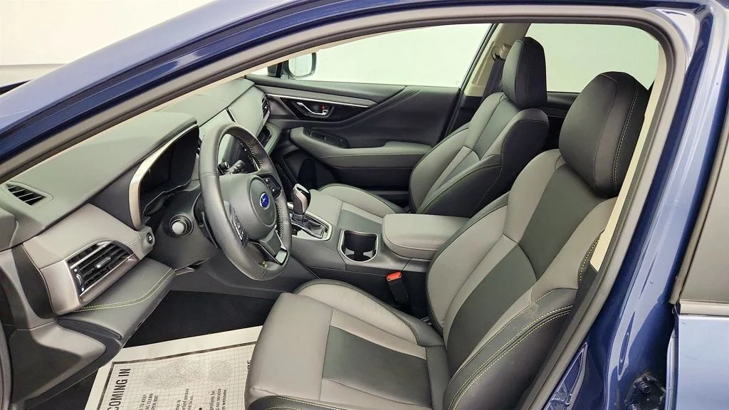 Used 2025 Cosmic Blue Pearl Subaru Onyx Edition AWD image 21