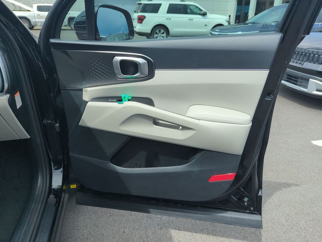 New 2026 Aurora Black Pearl Kia EX image 33