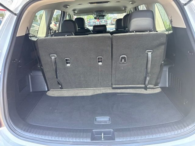 Used 2024 White Kia LX image 14