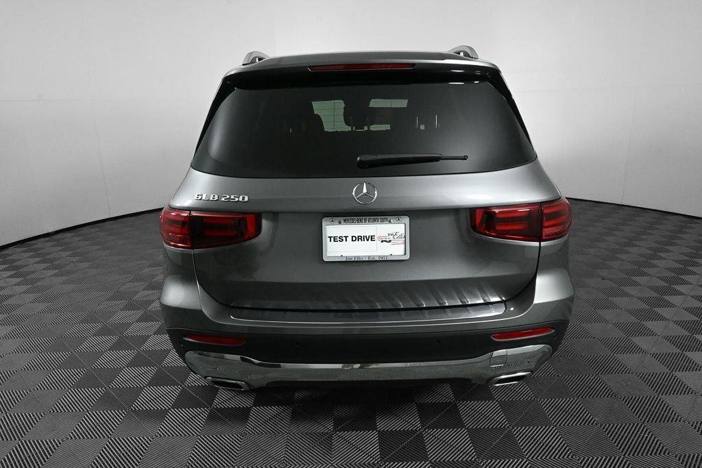 New 2026 Mountain Grey Metallic Mercedes-Benz GLB 250 image 30