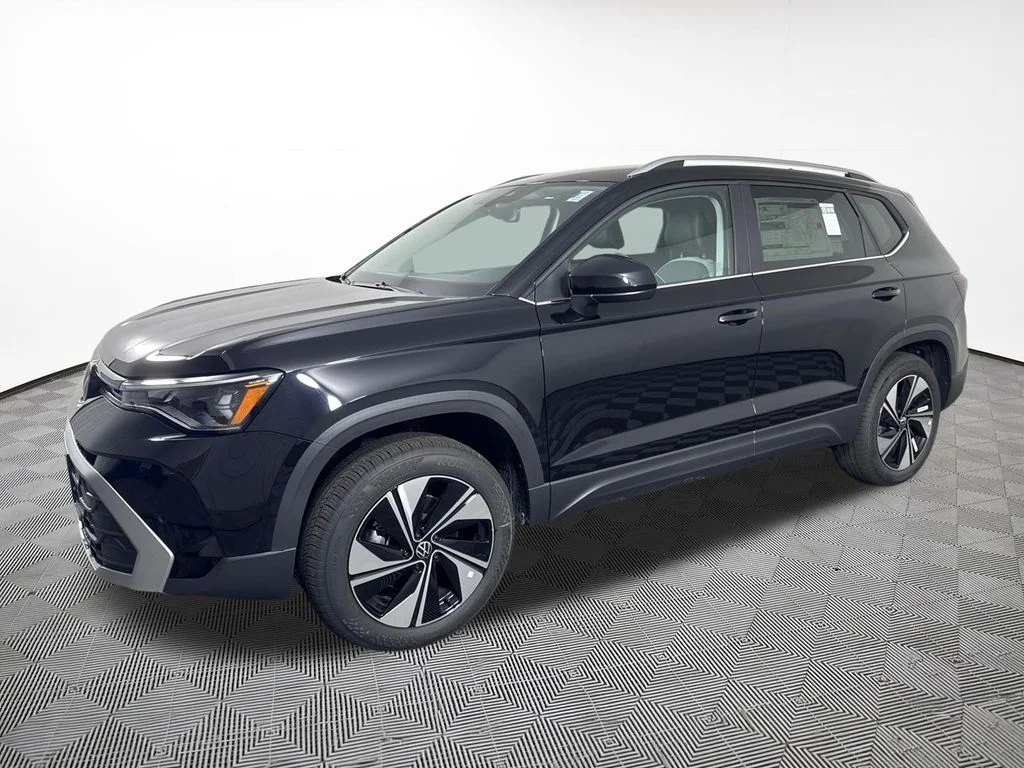 New 2026 Black Volkswagen 1.5T SE image 2