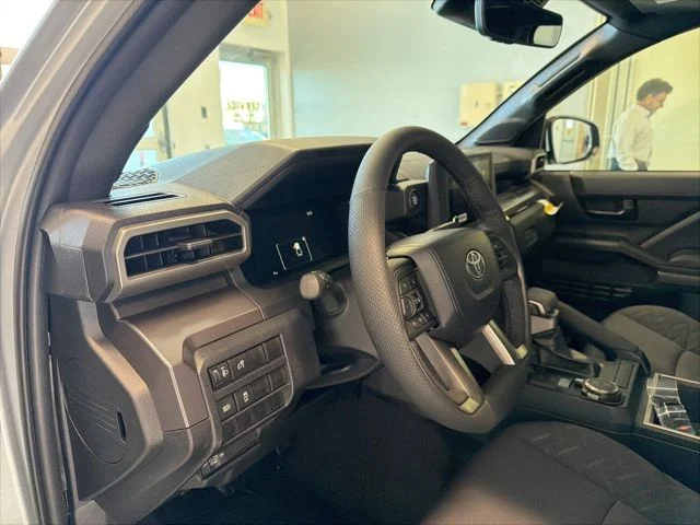 2026 Toyota Tacoma SR5 - Photo 15