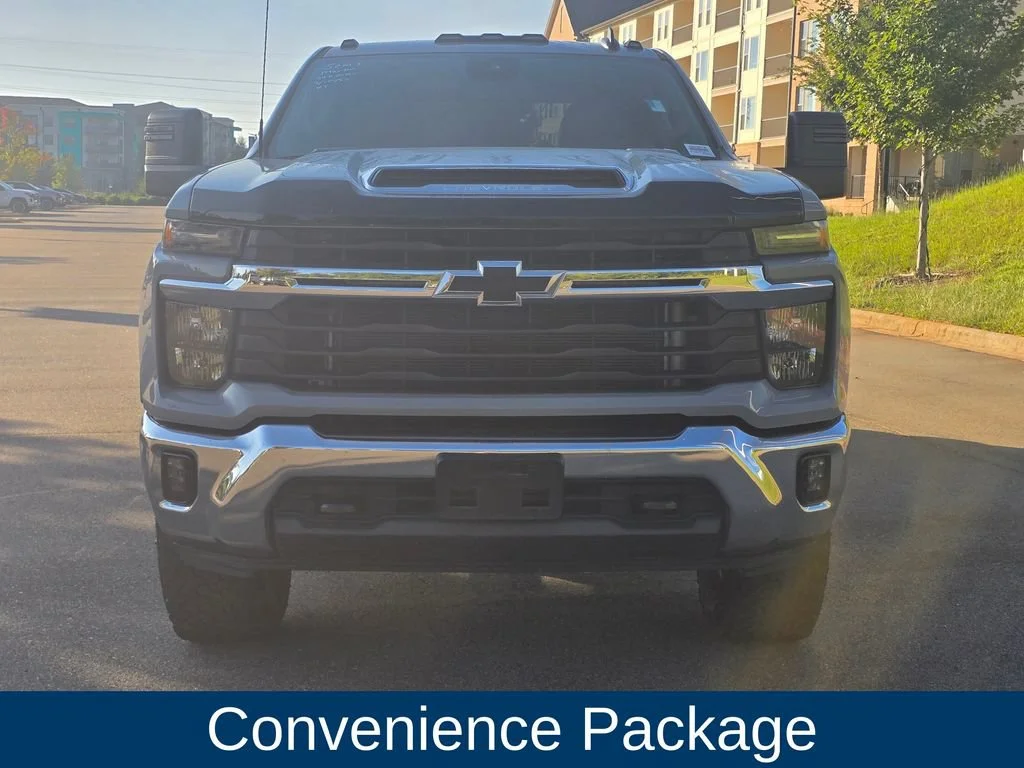 Used 2024 Slate Gray Metallic Chevrolet LT image 5