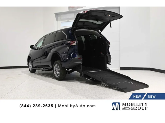 2026 Toyota Sienna LE Mobility Handicap Van