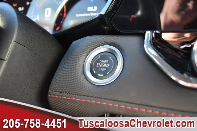 Used 2025 Black Chevrolet Z71 image 39