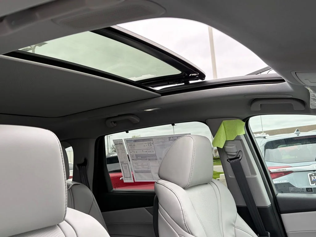 New 2026 Silver Acura Technology Package SH-AWD image 18