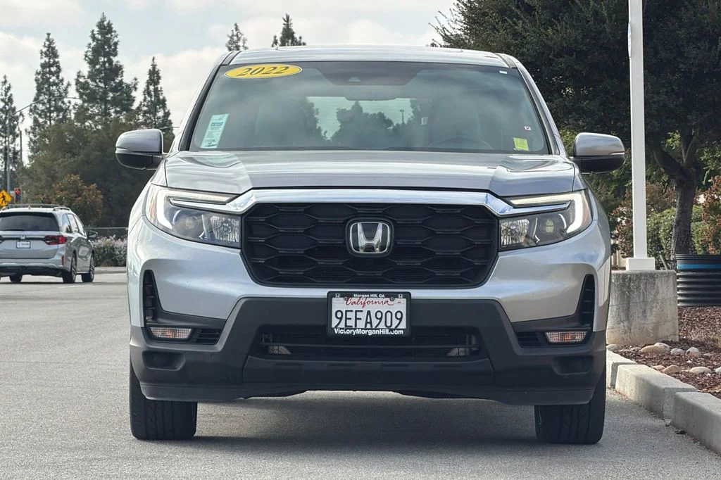 Used 2022 Lunar Silver Metallic Honda EX-L image 9