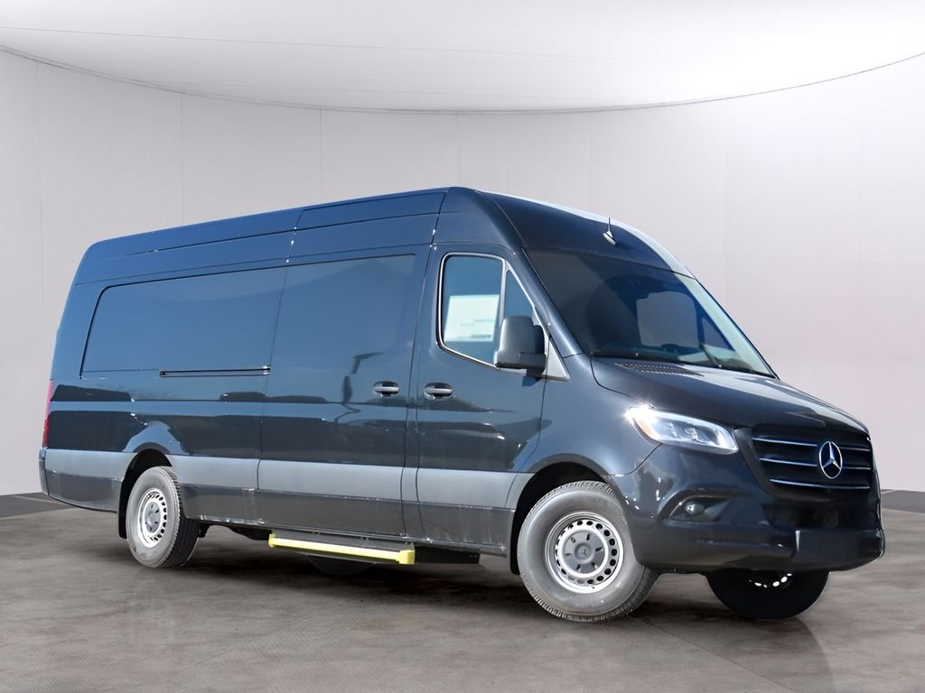 2024 Mercedes-Benz Sprinter Cargo Van