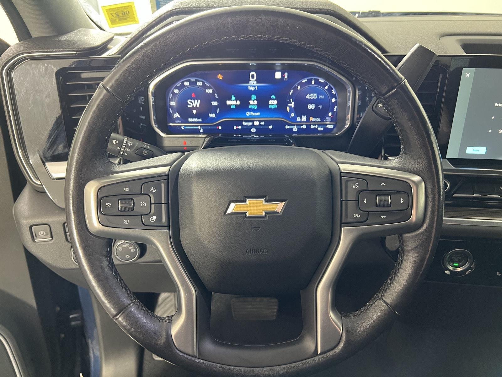 Used 2022 Northsky Blue Metallic Chevrolet LT image 23