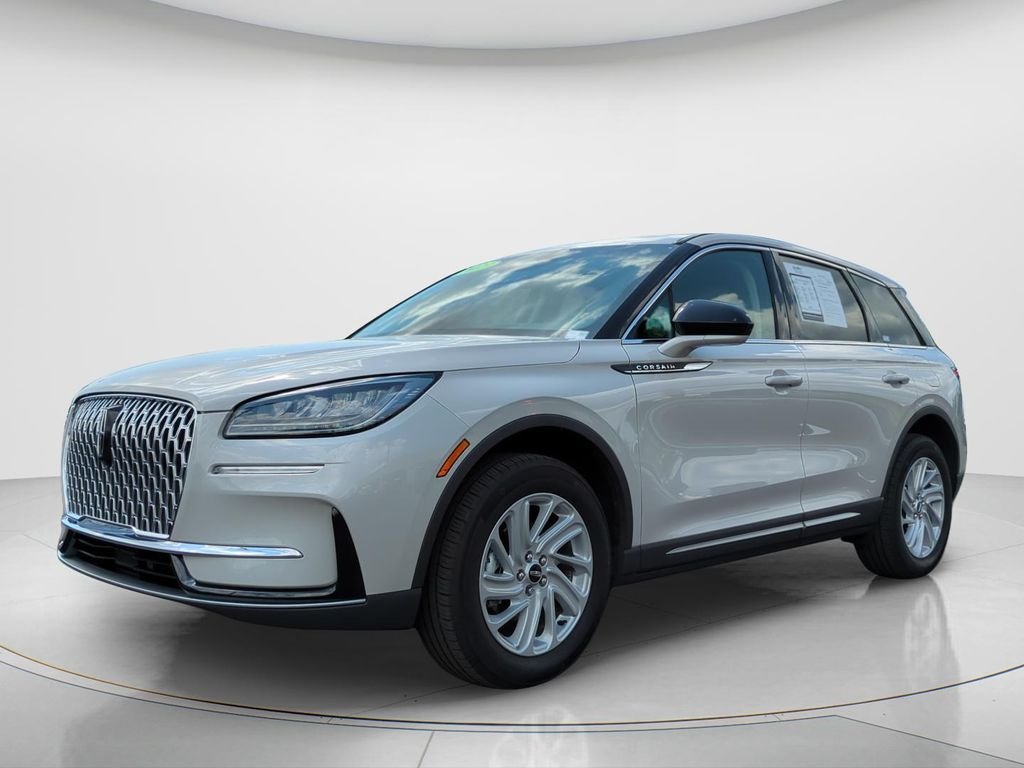 2023 Lincoln Corsair Base