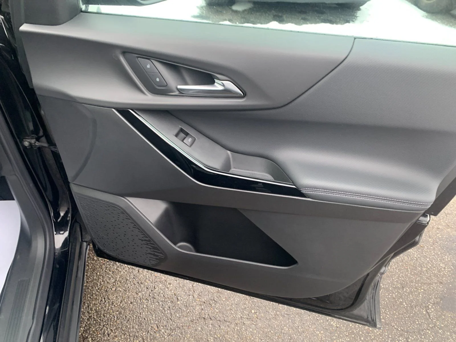 2026 Chevrolet Equinox LT - Photo 18